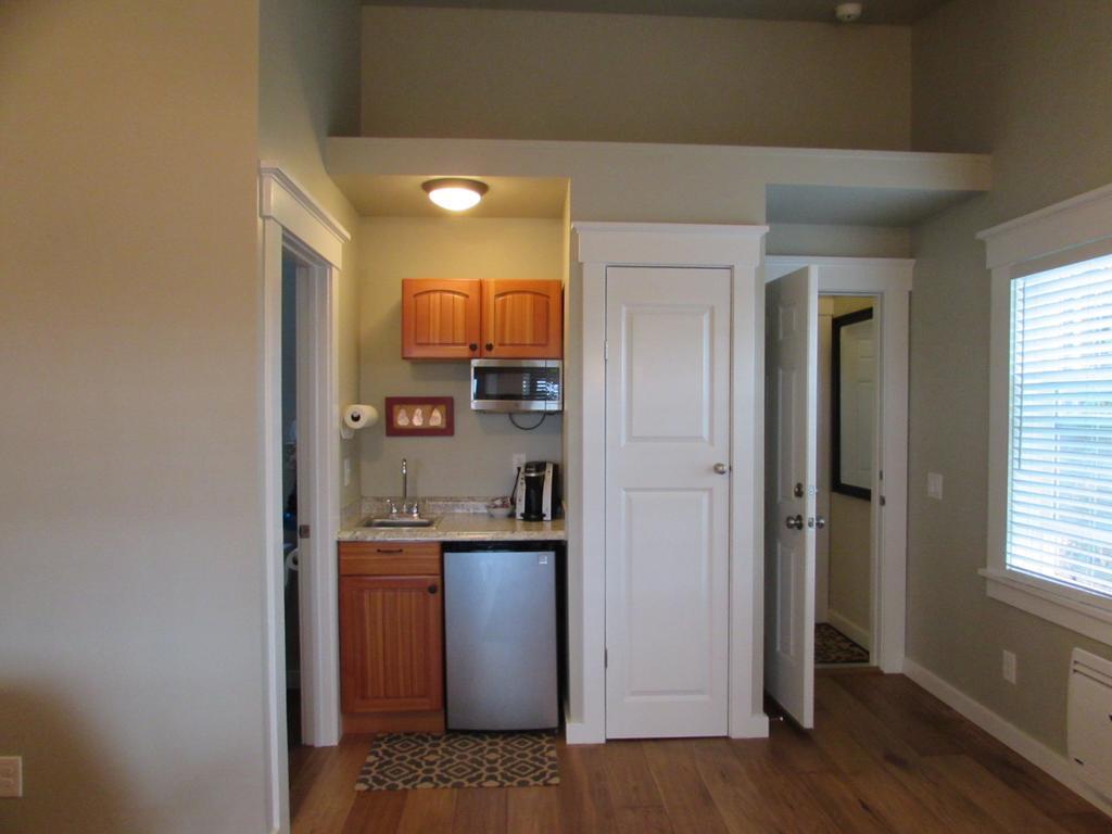 Friday Harbor Grand Bed & Breakfast エクステリア 写真
