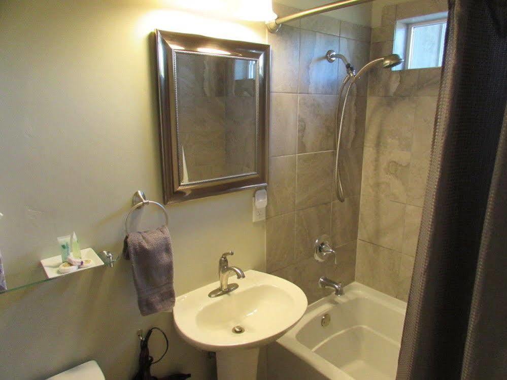 Friday Harbor Grand Bed & Breakfast エクステリア 写真