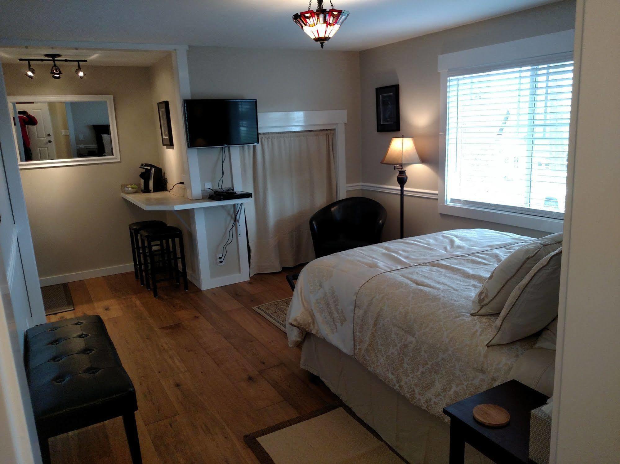 Friday Harbor Grand Bed & Breakfast エクステリア 写真