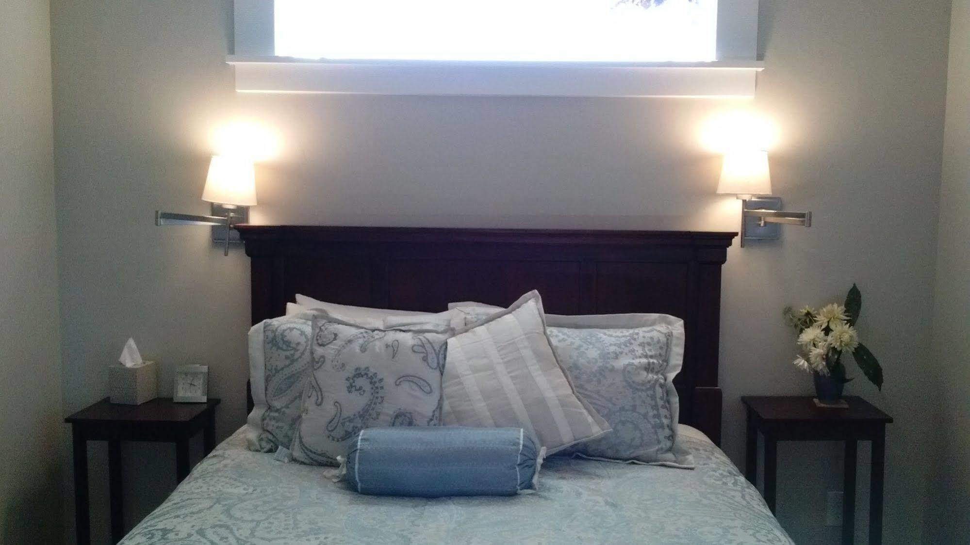Friday Harbor Grand Bed & Breakfast エクステリア 写真