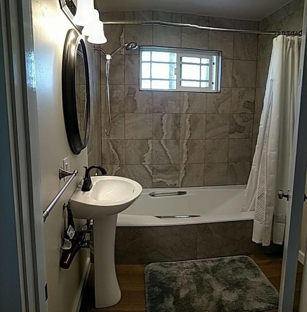 Friday Harbor Grand Bed & Breakfast エクステリア 写真